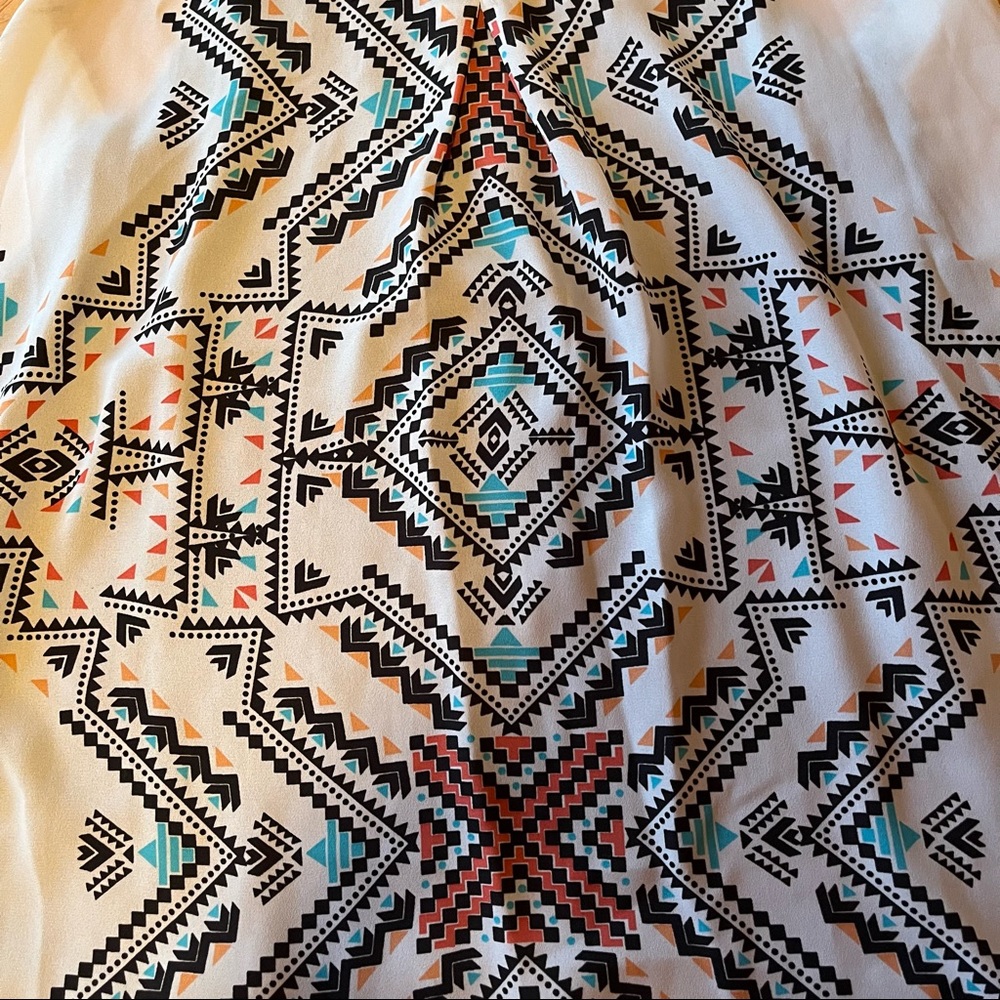 Aztec Design Tank Top - Picture 4 of 6